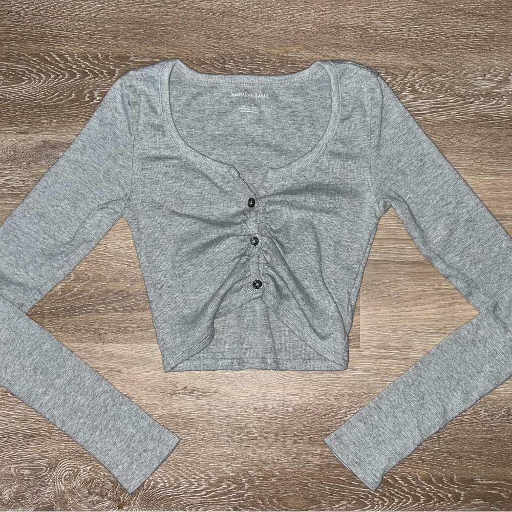 Grey American Eagle Long Sleeve Crop Top